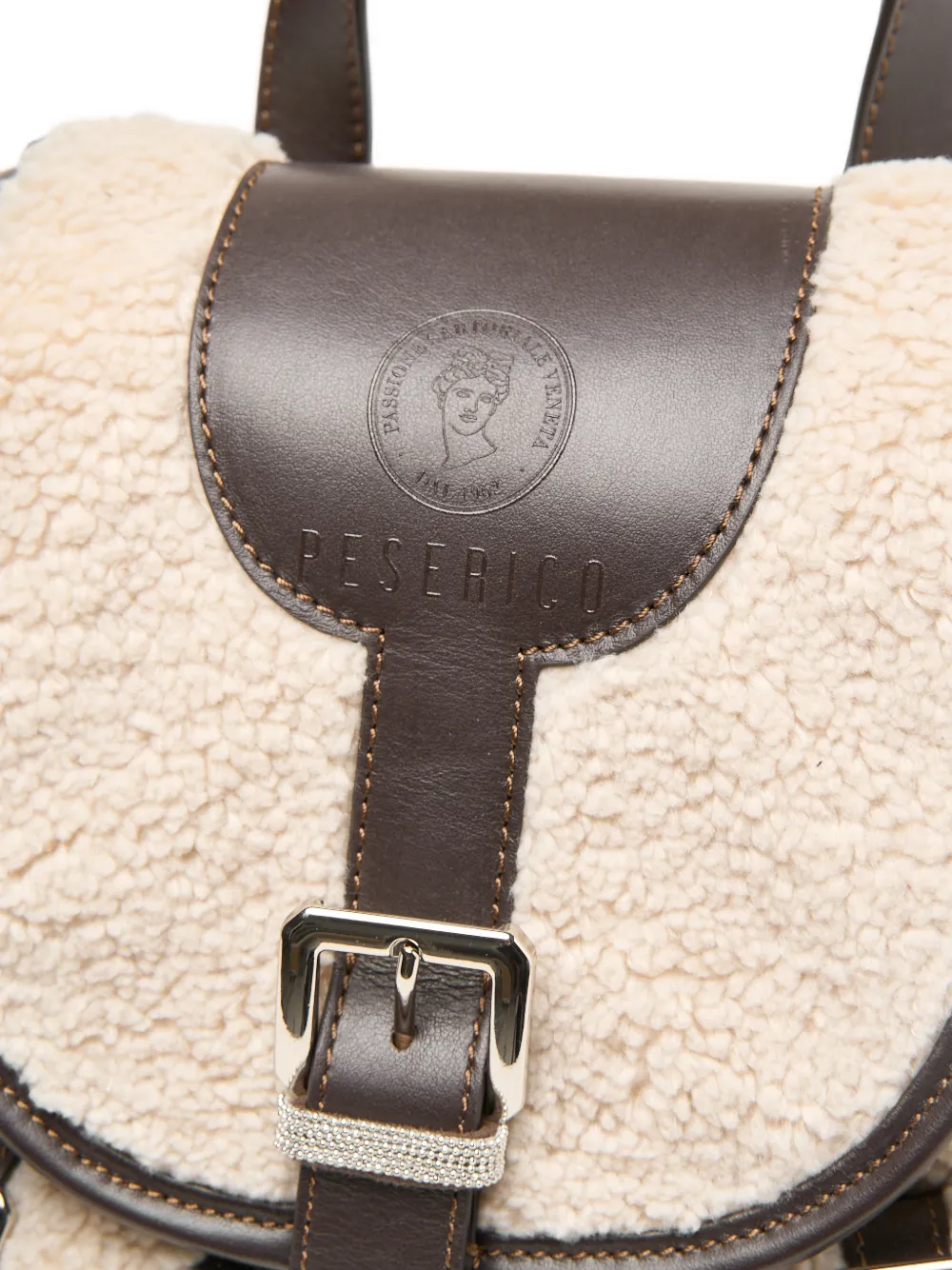 Peserico Rugzak met lammy-effect en gesp Beige