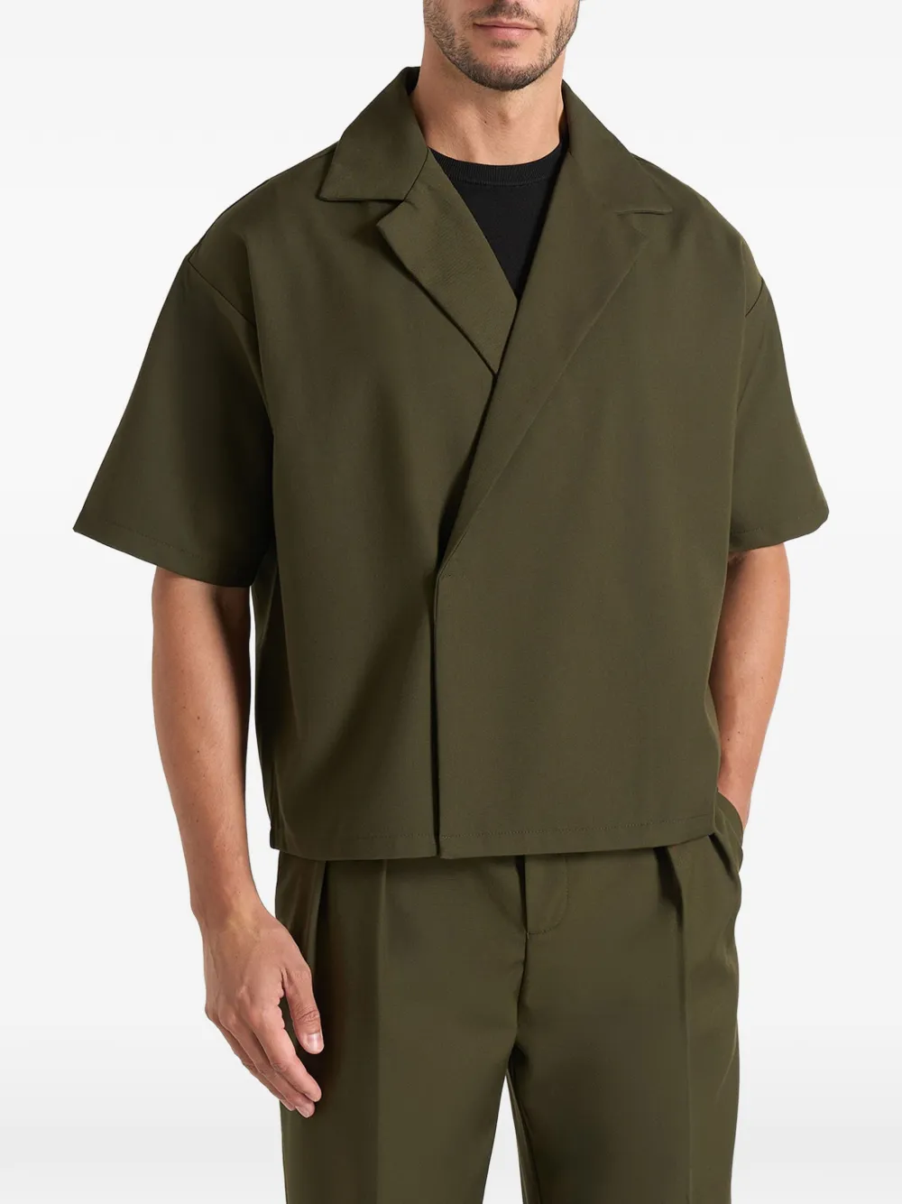 Manière De Voir Abel boxy twill overhemd met dubbele rij knopen Groen