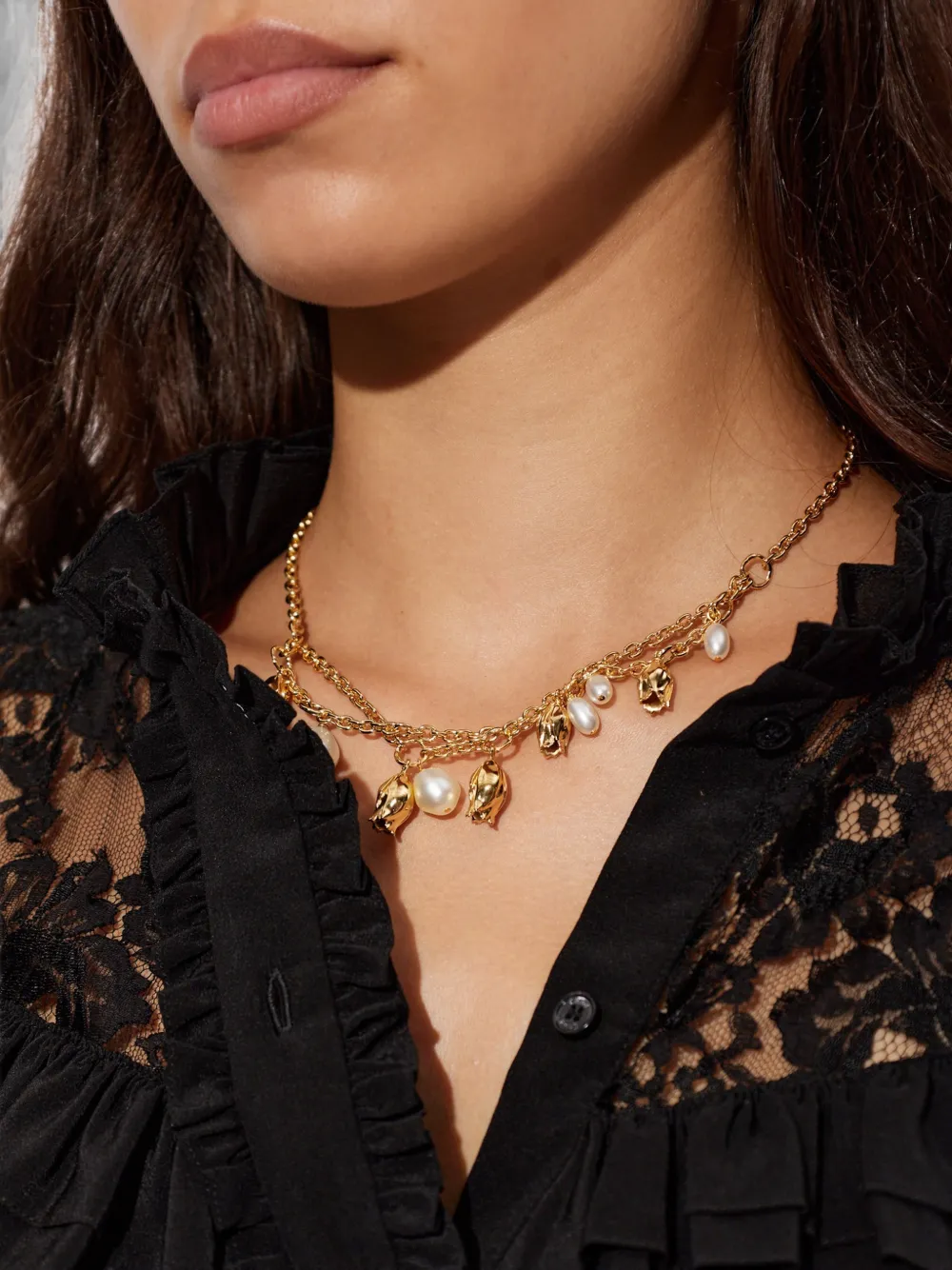 Chloé Tulip Pearl-embellished Necklace in Gold, view 2