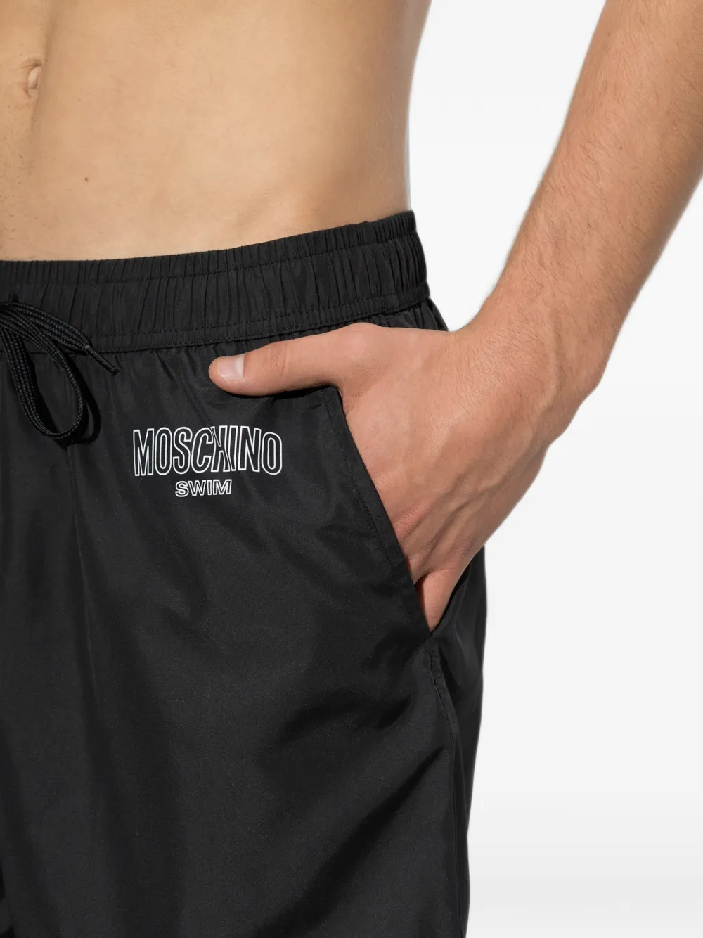 Moschino logo-print drawstring swim shorts Zwart