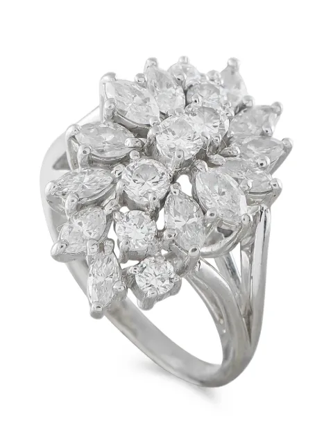LB Exclusive diamond ring