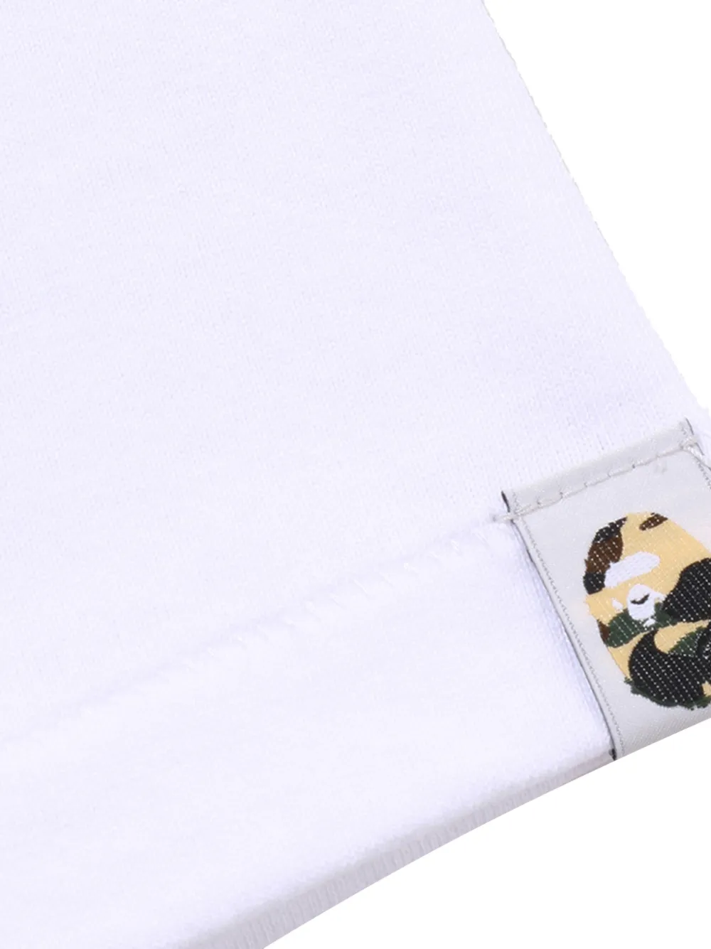 A BATHING APE 1st Camo One Point T-shirt met patch Wit