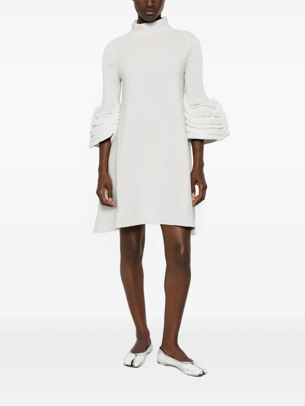 CFCL Mini-jurk met klokmouwen en ruches Beige