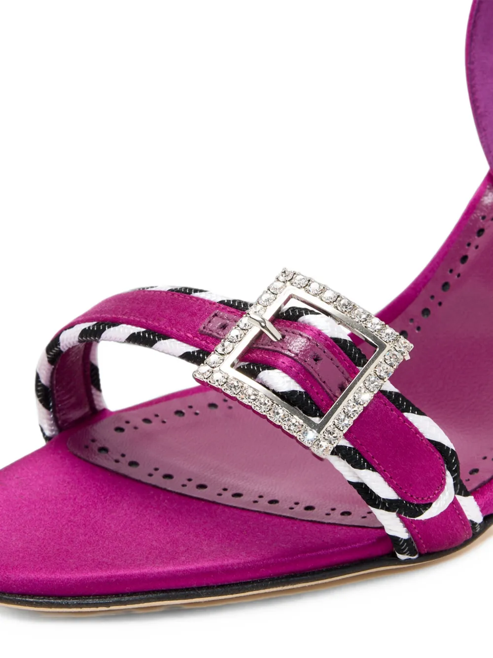 Manolo Blahnik Sumbasan crystal-buckle sandals Roze
