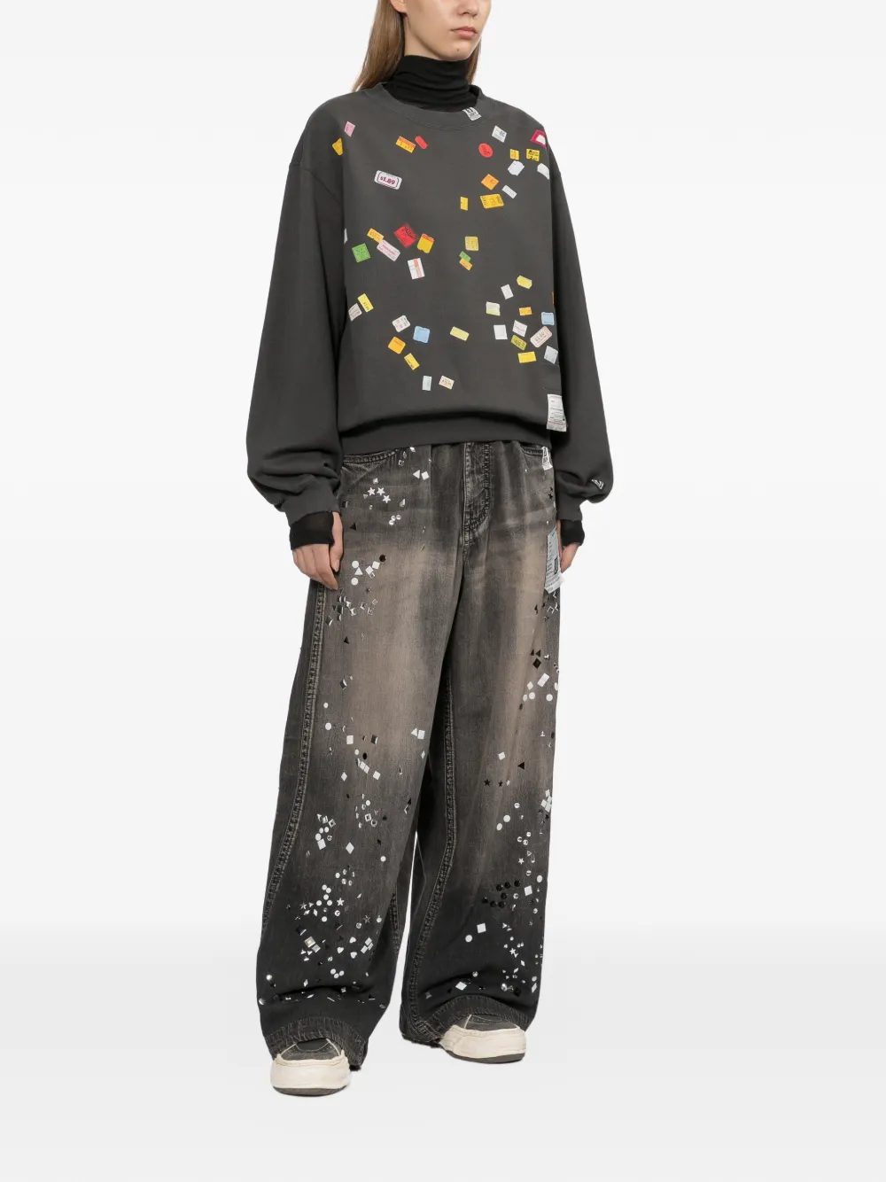 Maison MIHARA YASUHIRO price tag sticker-printed sweater Grijs