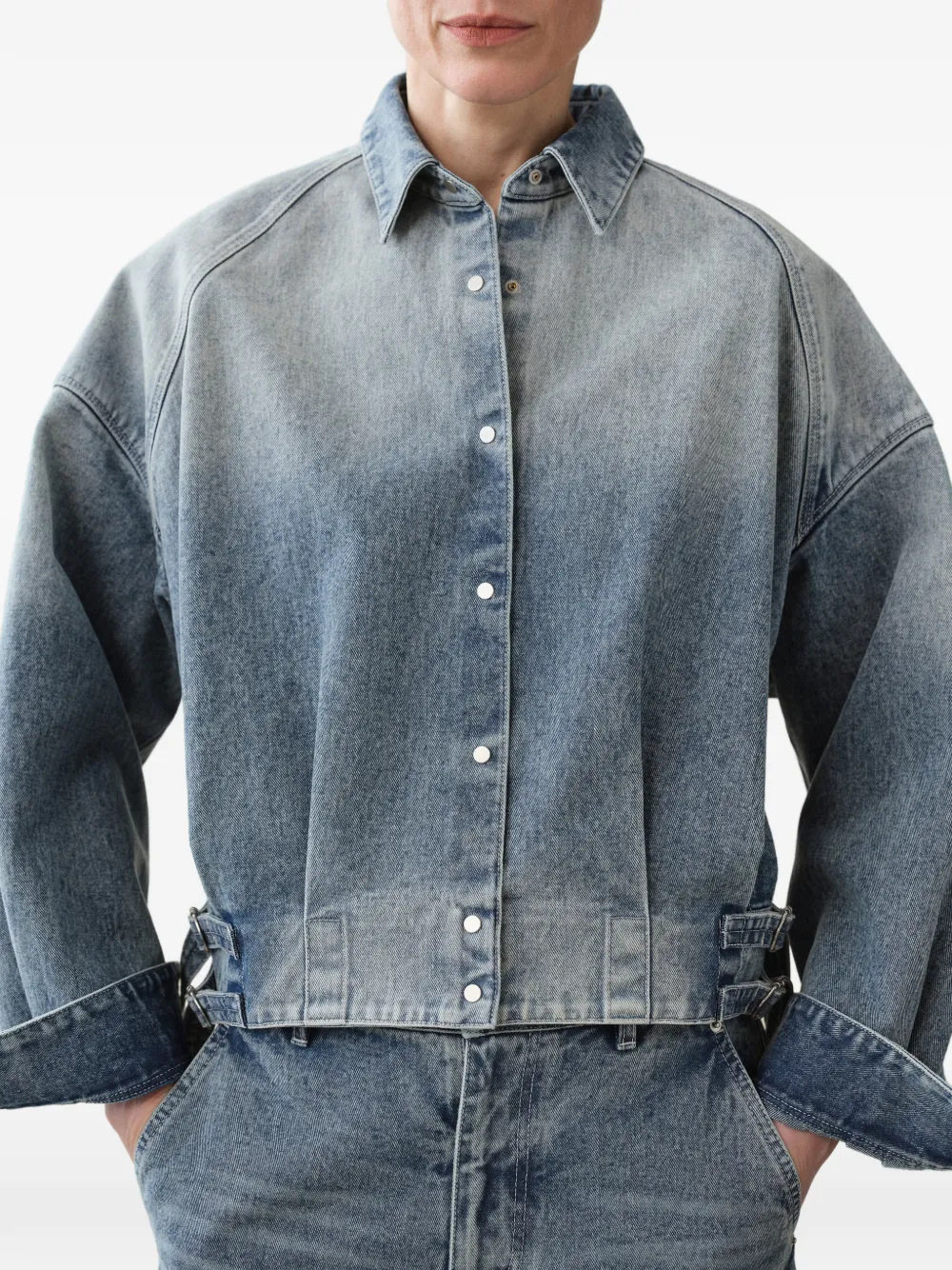 LESS Cropped denim jack met gesplus Blauw