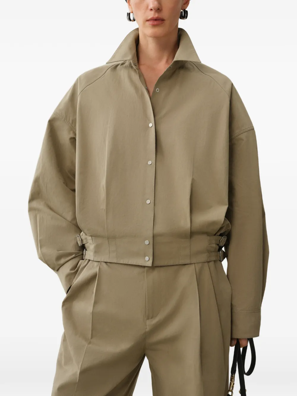 LESS Cropped jack met gesplus Beige