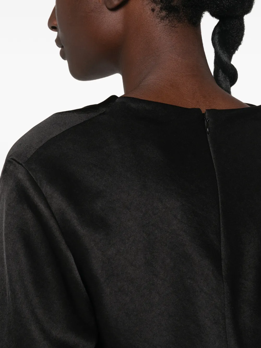 Vince Satijnen blouse met gedrapeerde hals Zwart