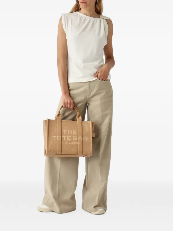 Marc Jacobs The Leather Medium Tote Bag | Neutrals | FARFETCH