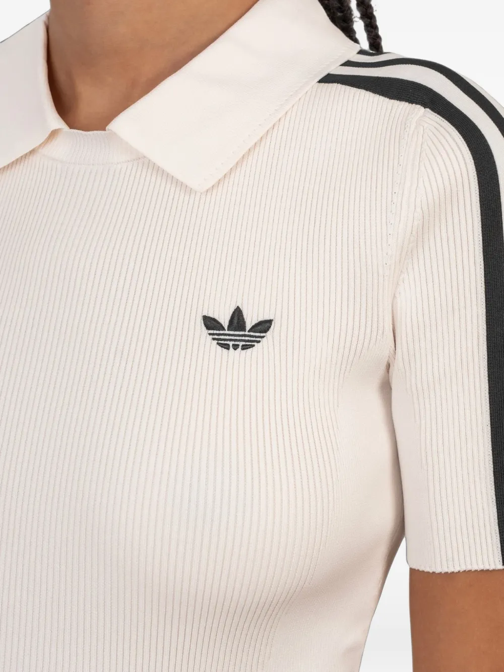 adidas Ribgebreid poloshirt met streepdetail Wit