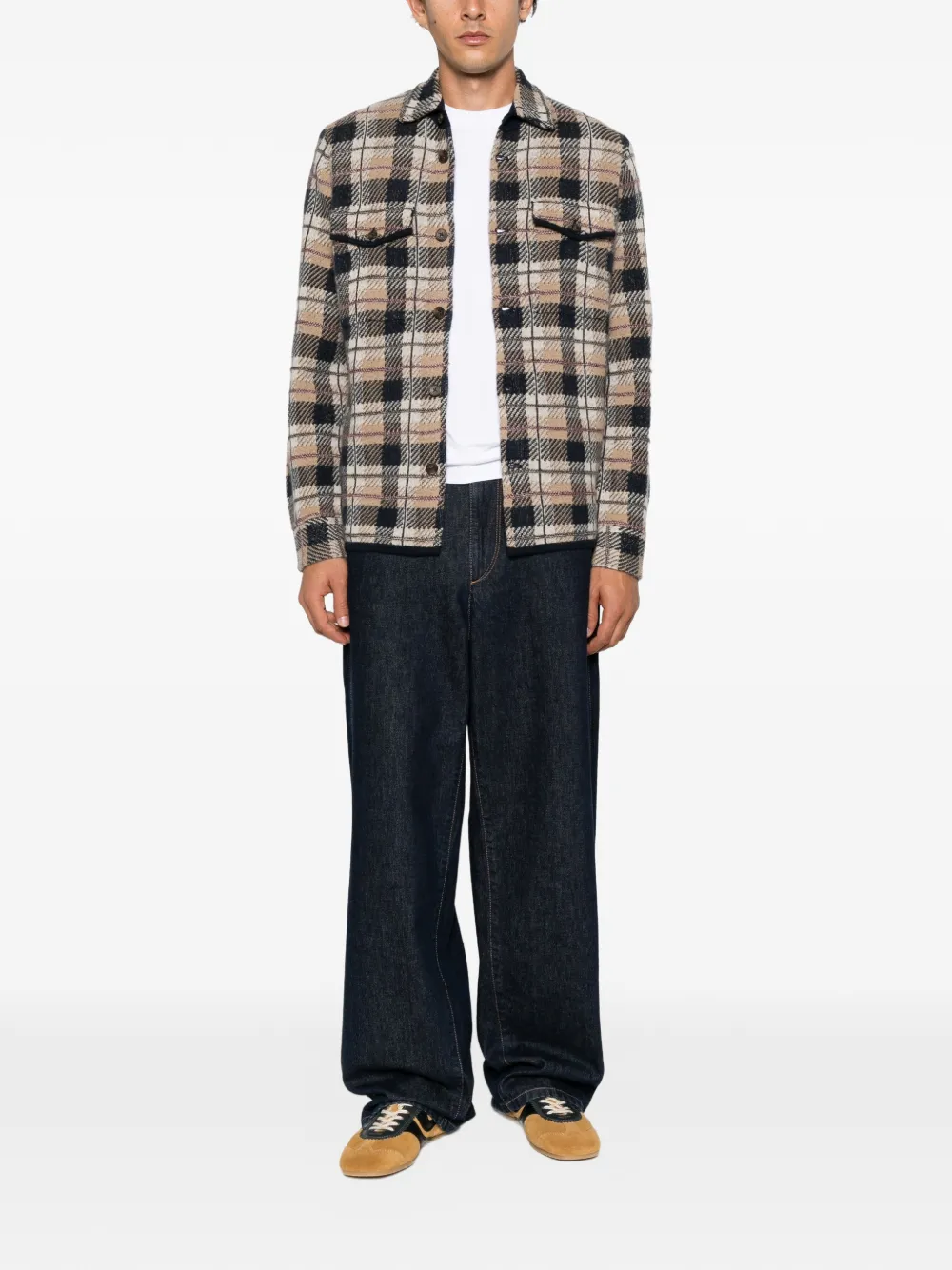 Guest In Residence Button-up shirt Beige