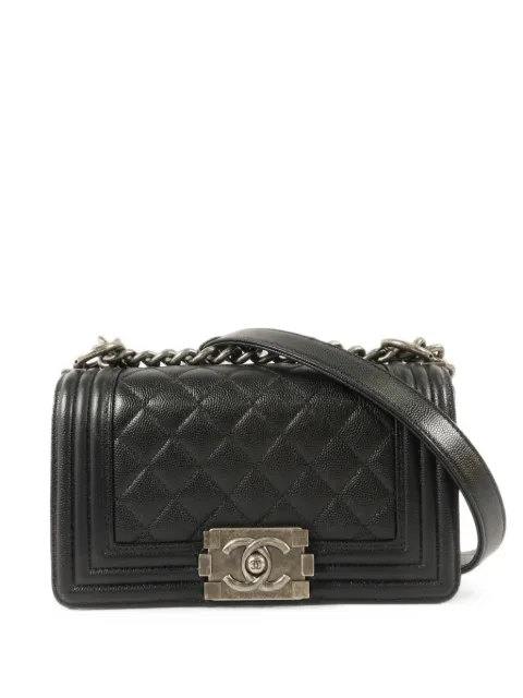 CHANEL Pre-Owned 20 Boy diamond-quilted shoulder bag