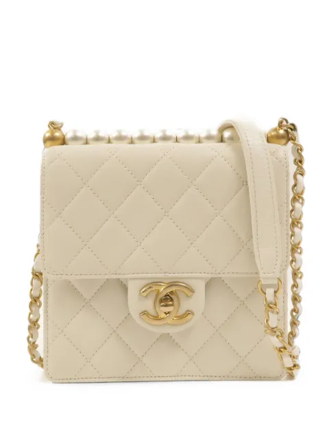 CHANEL Pre-Owned Chic Pearl CC quilted shoulder bag