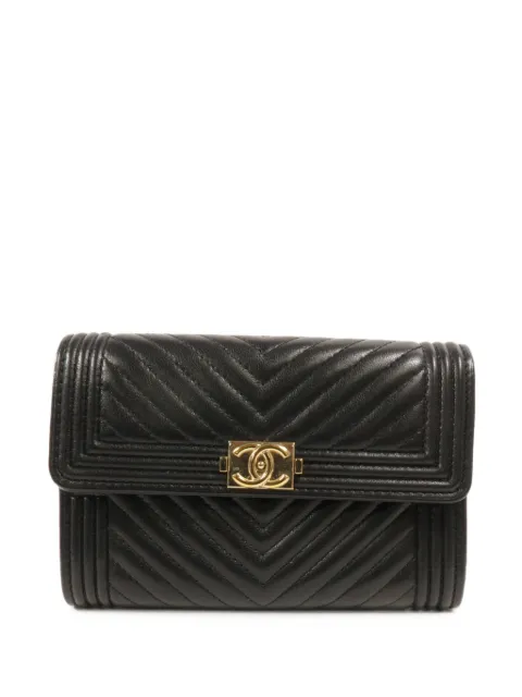CHANEL Pre-Owned Boy Chanel chevron-quilted wallet