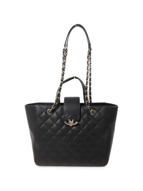 CHANEL Pre-Owned turn-lock quilted calf leather shoulder bag