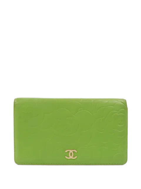 CHANEL Pre-Owned Camellia CC turn-lock wallet