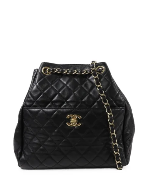 CHANEL Pre-Owned CC turn-lock shoulder bag