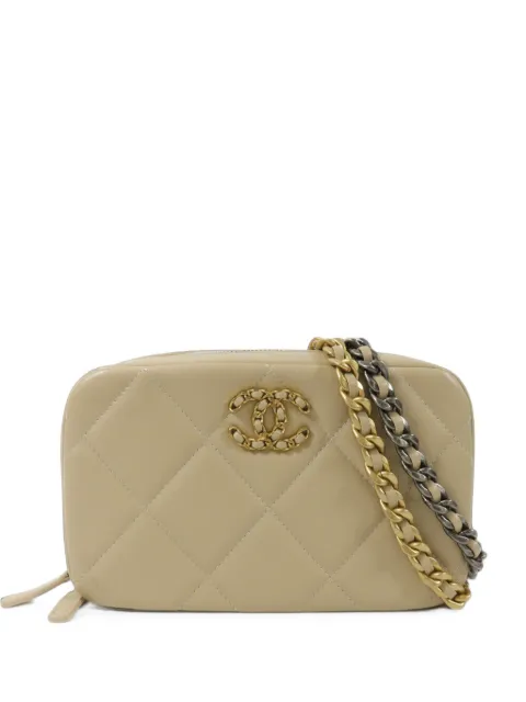 CHANEL Pre-Owned bolsa de hombro CHANEL 19 capitonada