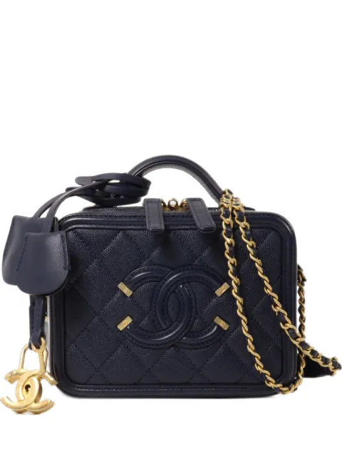 CHANEL Pre-Owned bolsa de hombro tipo cosmetiquera con logo CC