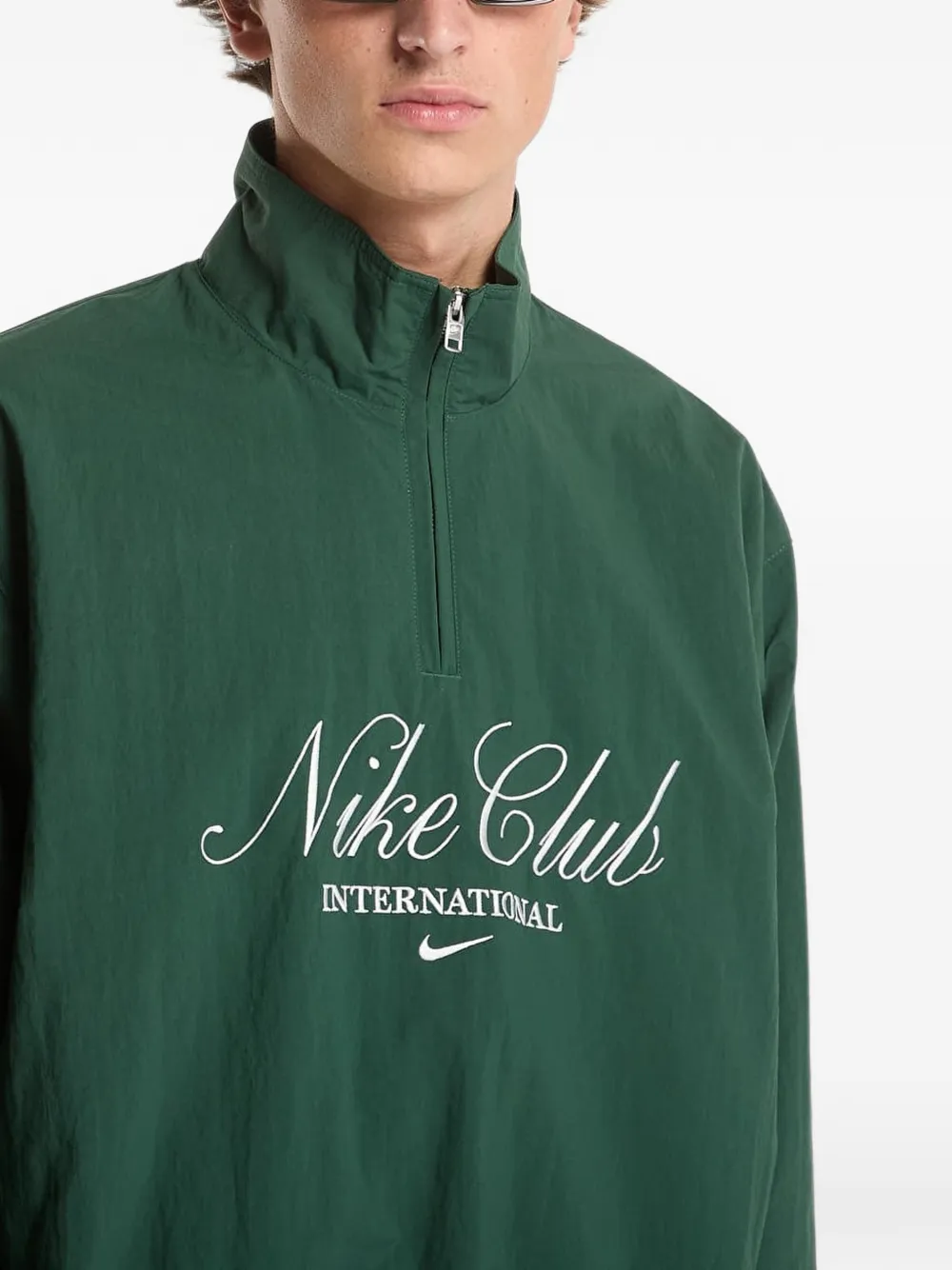 Nike Club logo-embroidered jacket Groen