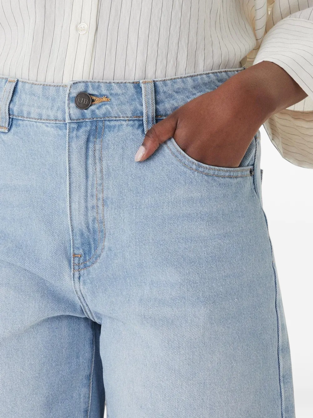 Eleh Gerafelde denim shorts met logopatch Blauw