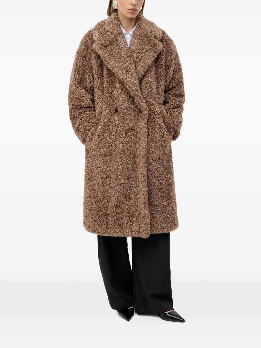 HUGO Oversized teddy jas met dubbele rij knopen Bruin