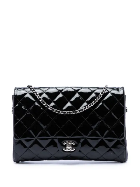 CHANEL Pre-Owned 2012-2013 CC Quilted Patent Flap Clutch with Chain shoulder bag