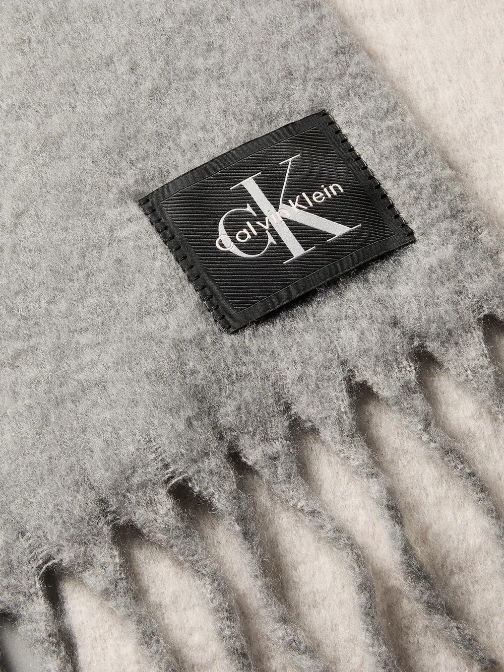 Calvin Klein Sjaal met logopatch Grijs
