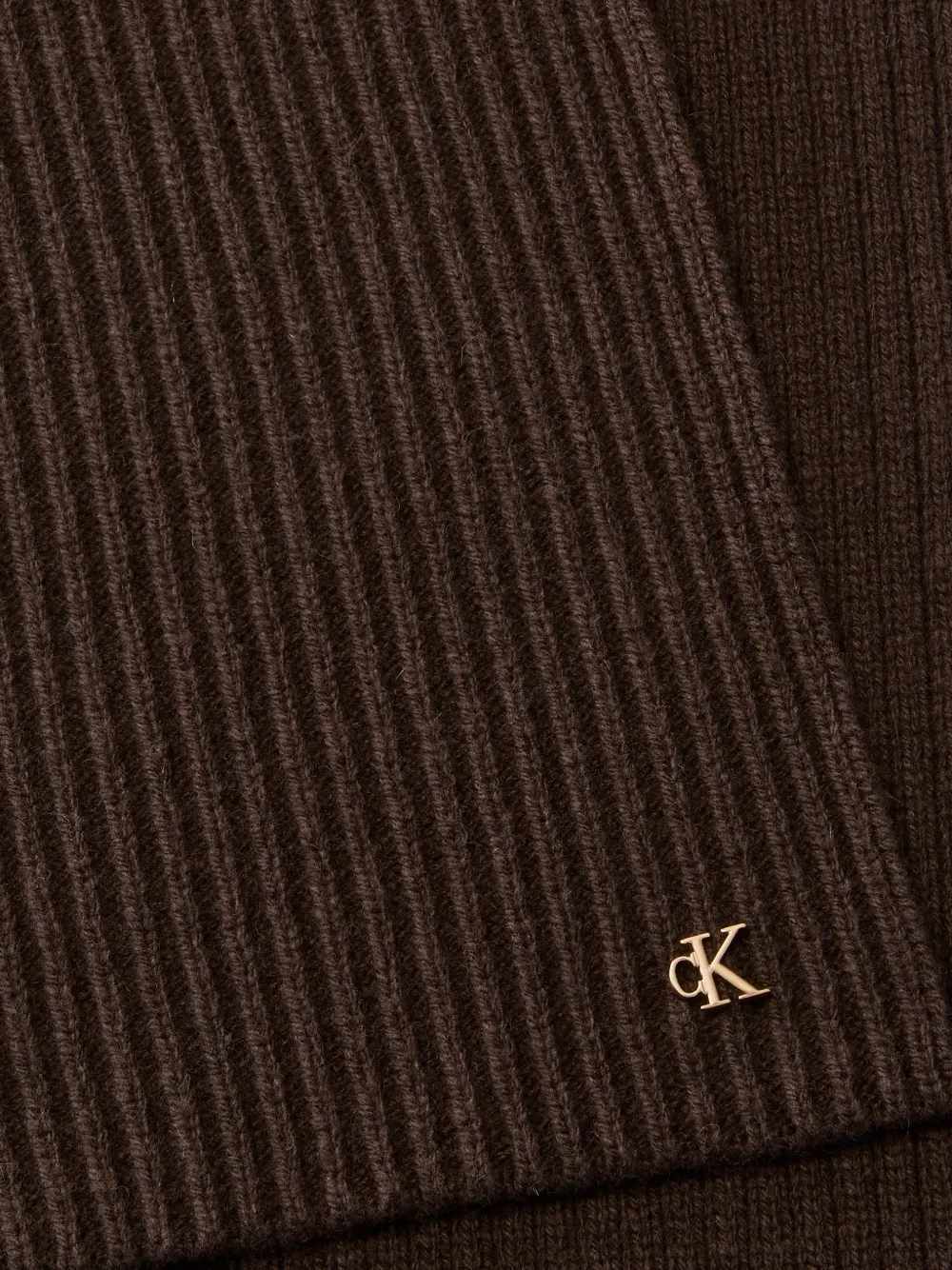 Calvin Klein Ribgebreide sjaal met logoplakkaat Bruin