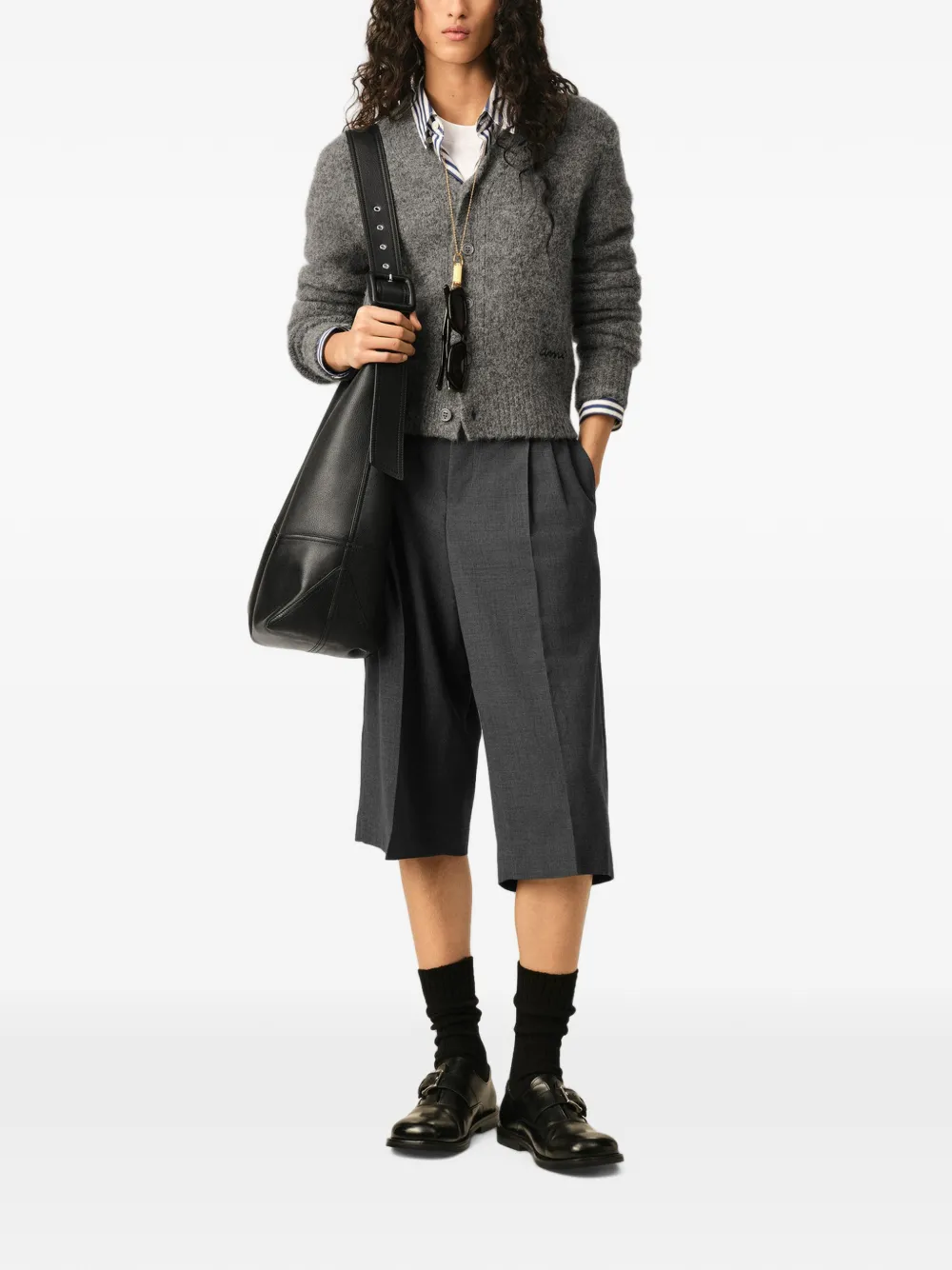 AMI Paris Carrot wollen bermuda shorts met plooien Grijs