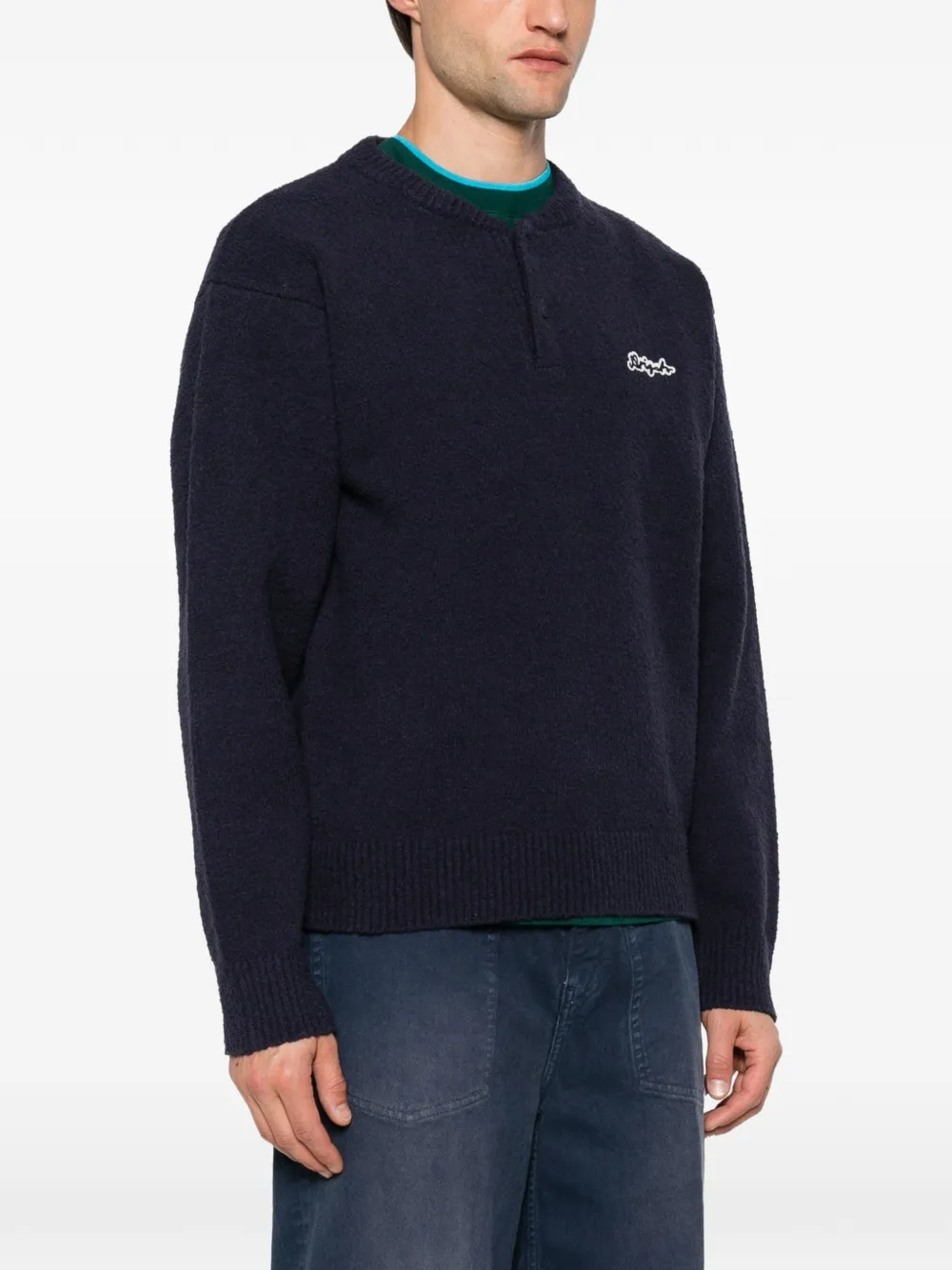 Axel Arigato Tag logo-patch henley sweater Blauw