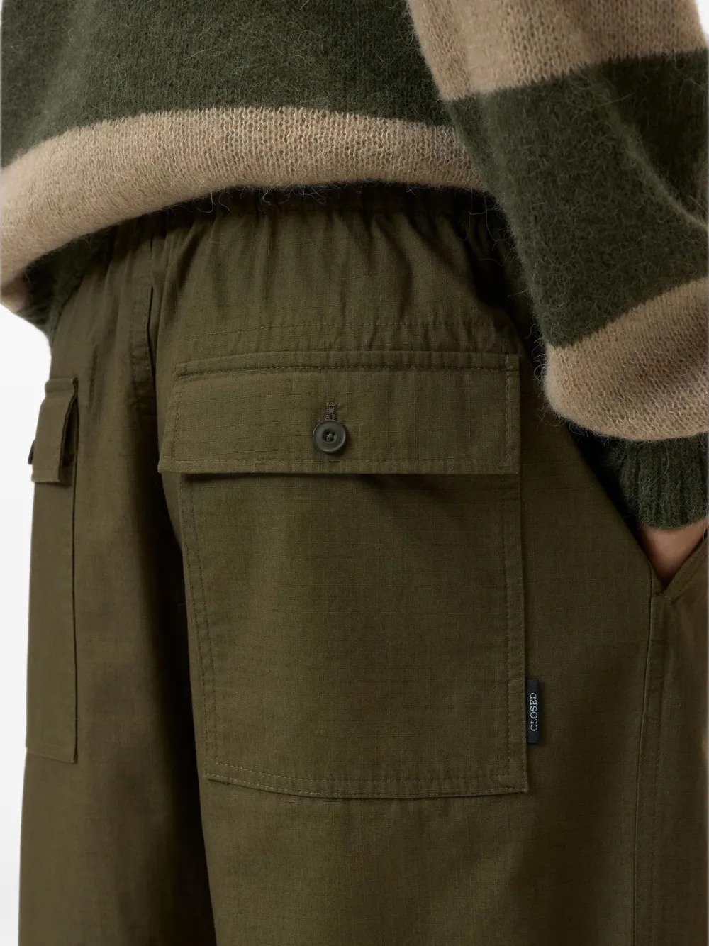 Closed Pokai ripstop cargo pants Groen