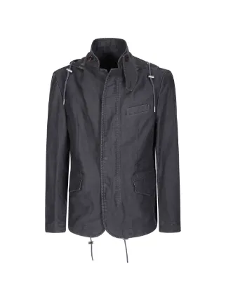sacai