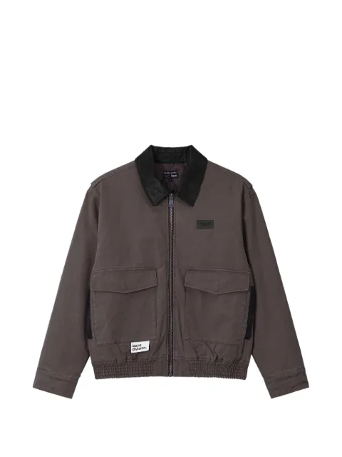 izzue logo-patch zip-up jacket