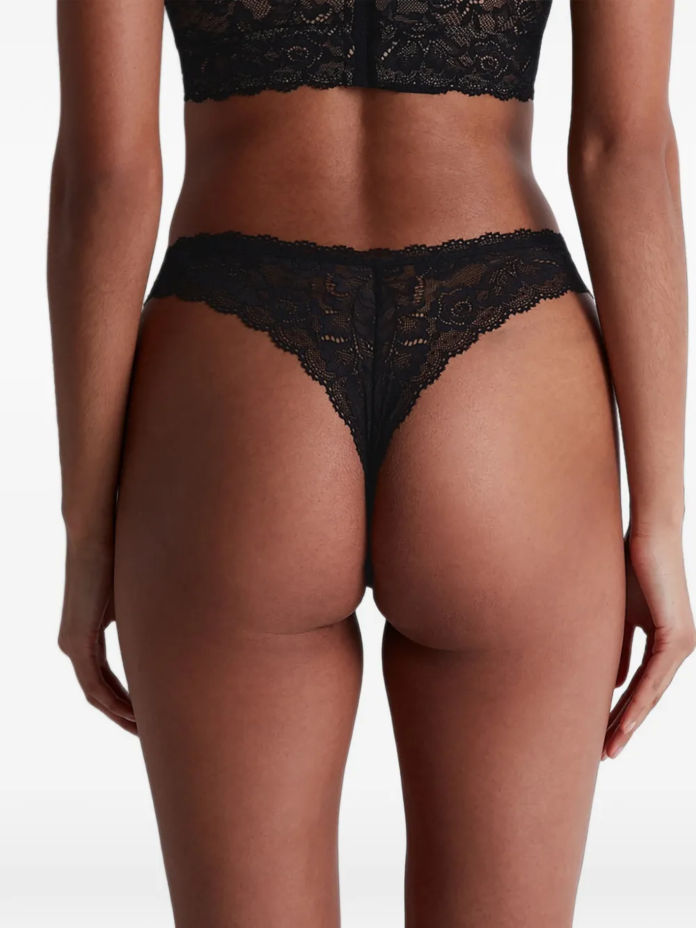 Aubade Rosessence string met kant Zwart