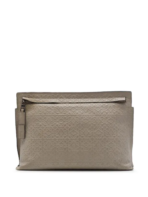 Loewe Pre-Owned 2016 Embossed Anagram Leather Repeat T clutch bag