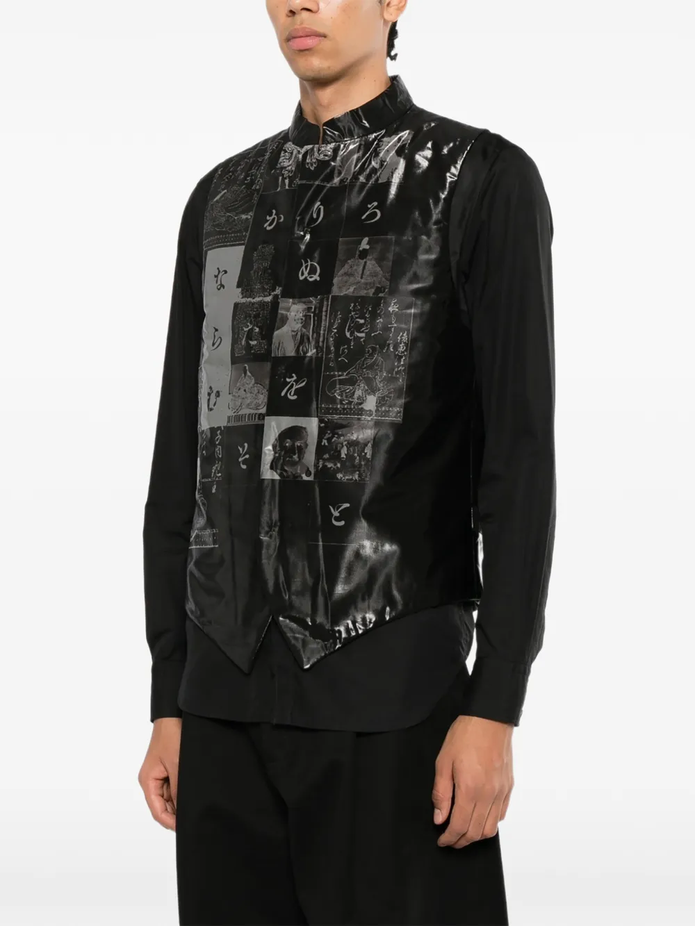 Yohji Yamamoto Bodywarmer met katakana-print Zwart