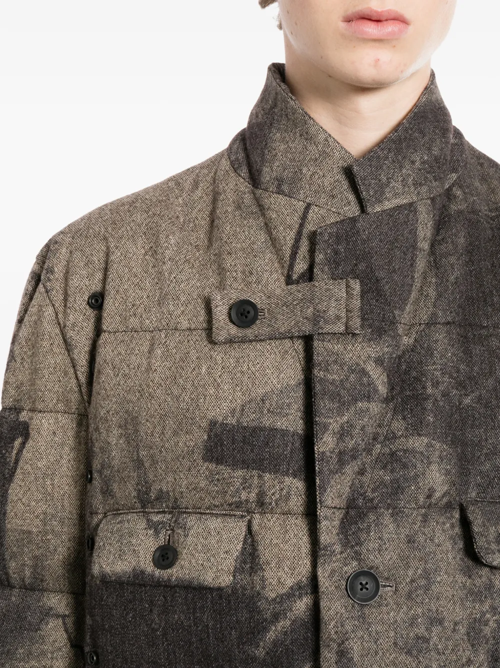 Yohji Yamamoto Gewatteerd jack met print Grijs