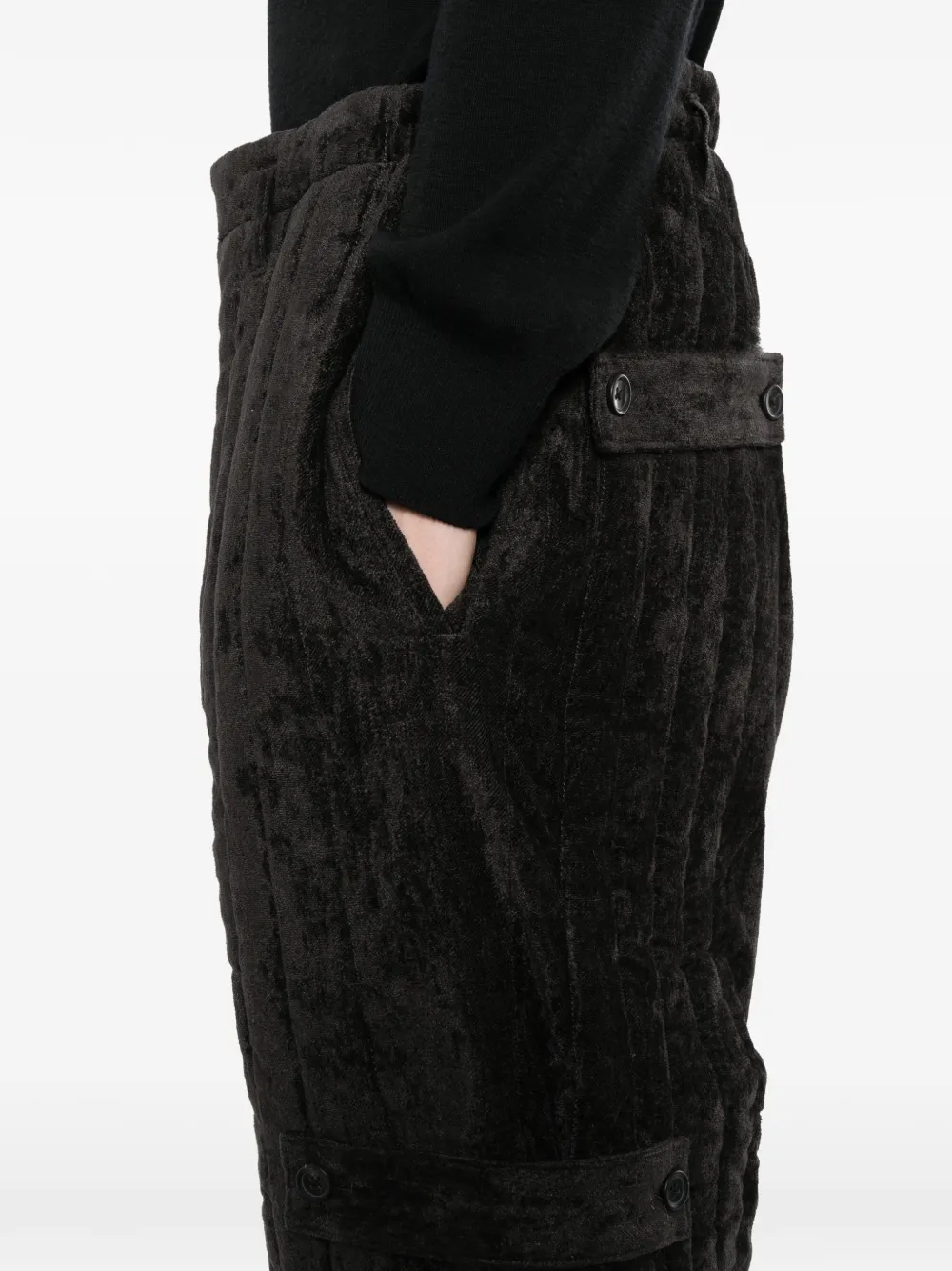 Yohji Yamamoto Gewatteerde broek van linnenfluweel met banddetail Grijs