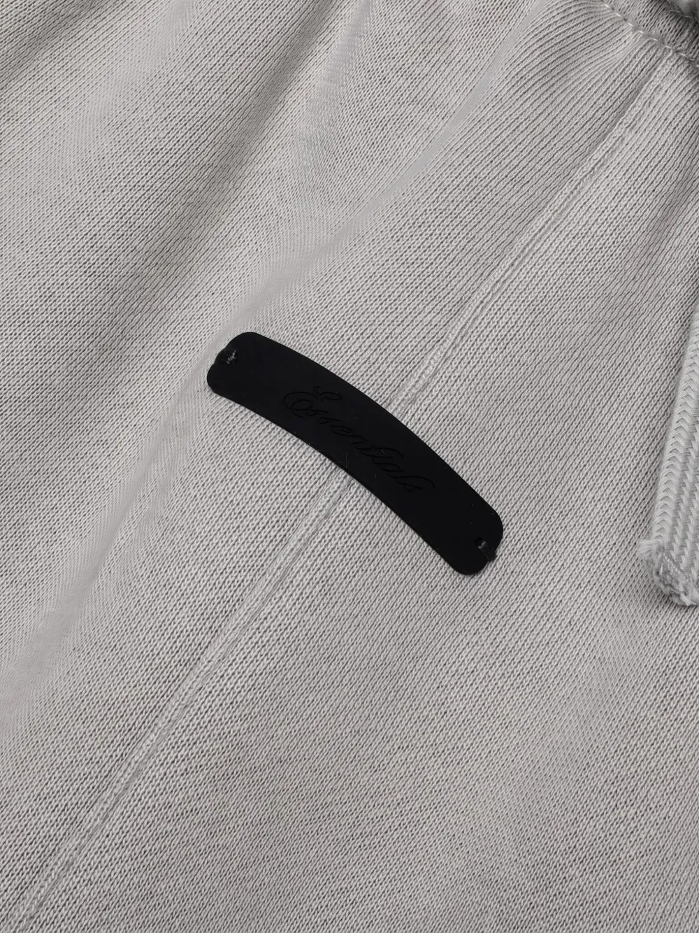 FEAR OF GOD ESSENTIALS Active Trace drawstring shorts Grijs