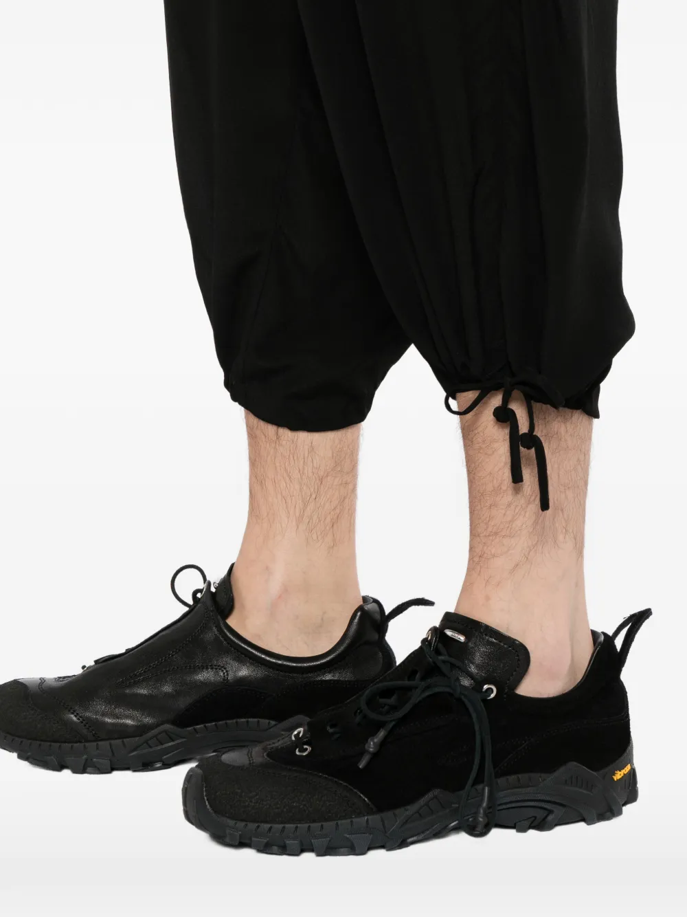 Yohji Yamamoto 12-momme silk drawstring-fastening shorts Zwart