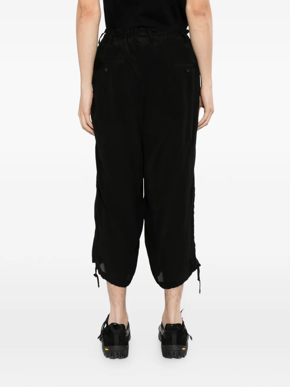 Yohji Yamamoto 12-momme silk drawstring-fastening shorts Zwart