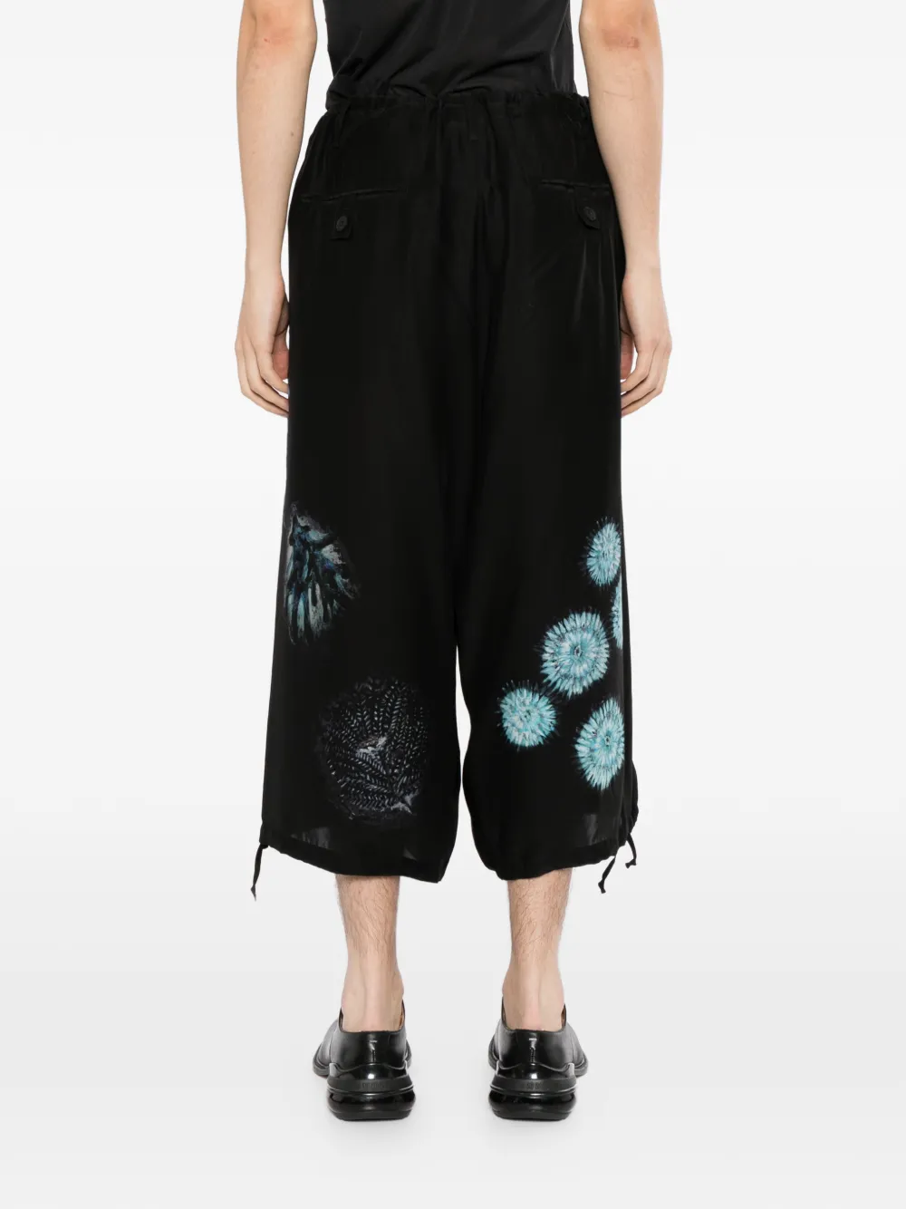 Yohji Yamamoto Sea Creature-print drawstring shorts Zwart