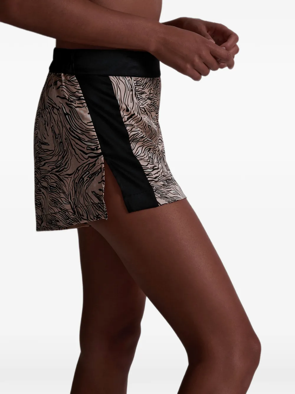 Aubade Smocky Night zijden shorts met tijgerprint Beige