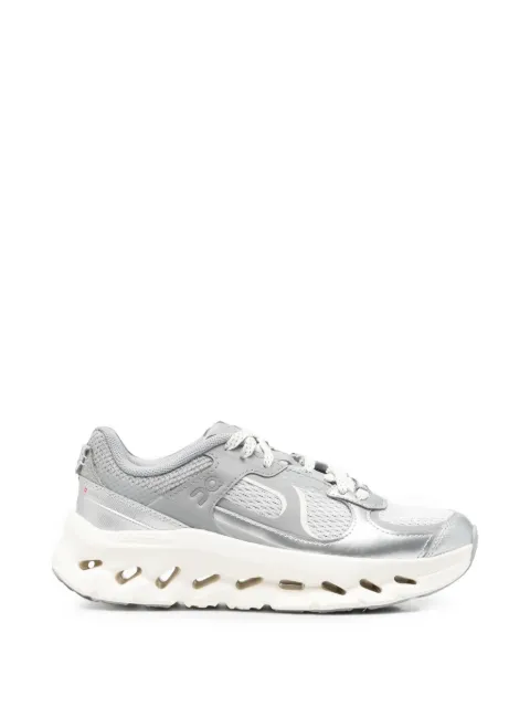 On Cloudtilt Arc sneakers med paneler