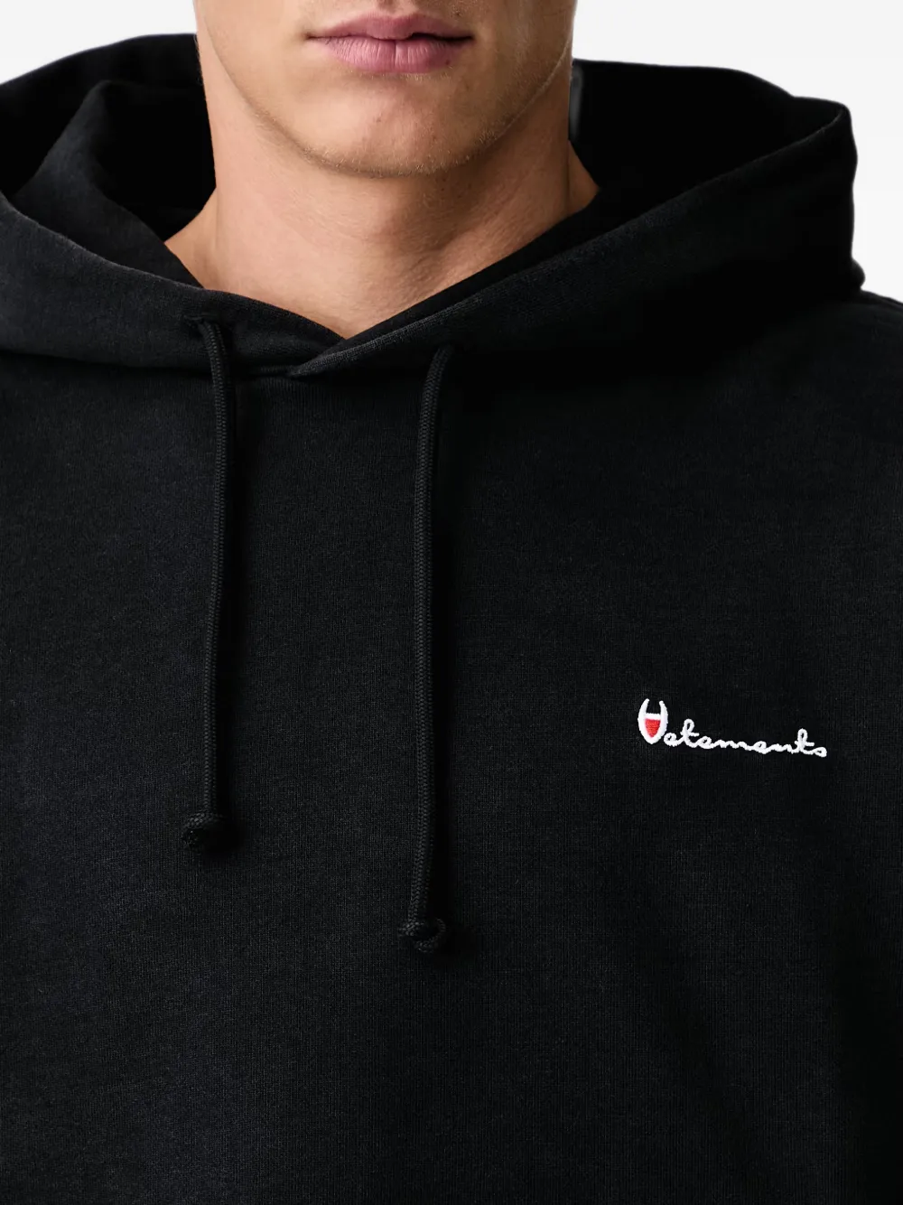 VETEMENTS Hoodie met geborduurd logo Zwart