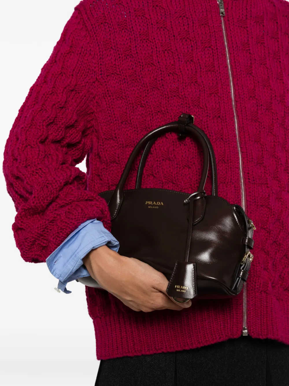 Prada logo-print leather tote bag Bruin