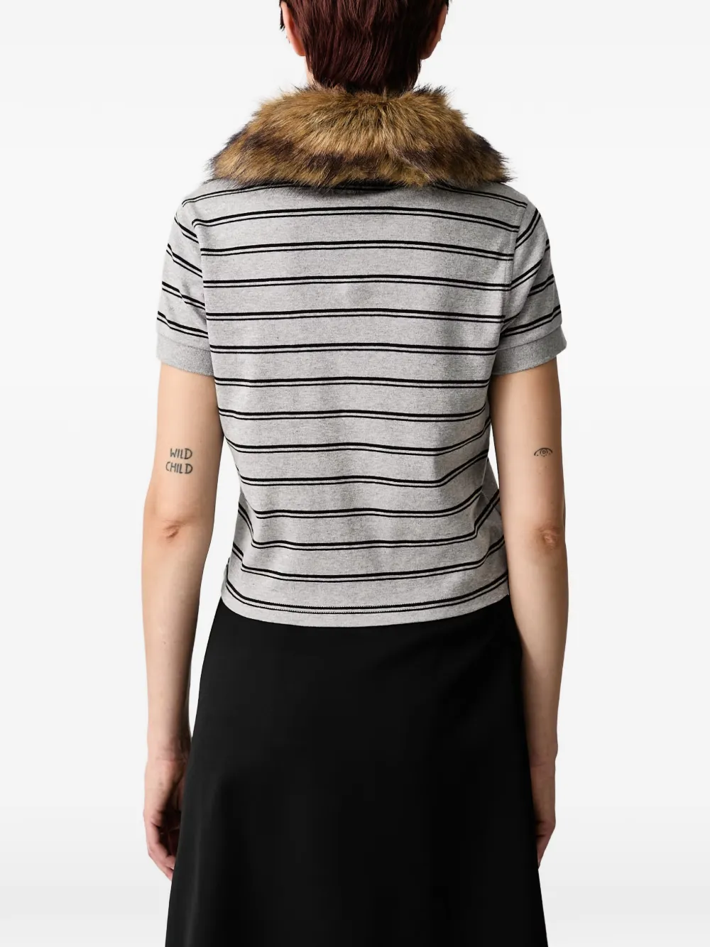 VETEMENTS faux-fur collar striped polo shirt Grijs