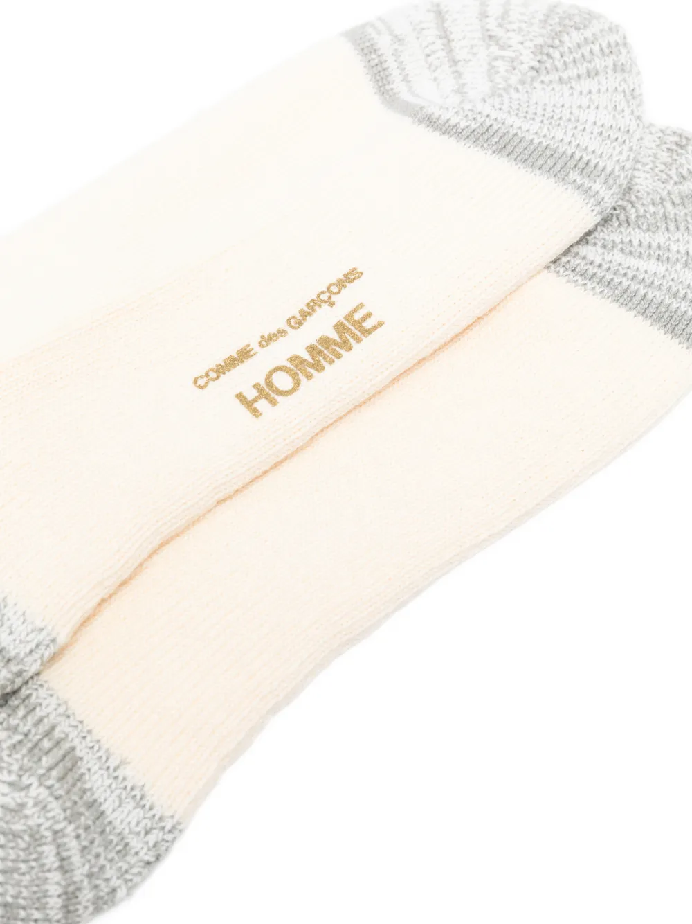 Comme des Garçons Homme Gestreepte geribbelde sokken Beige