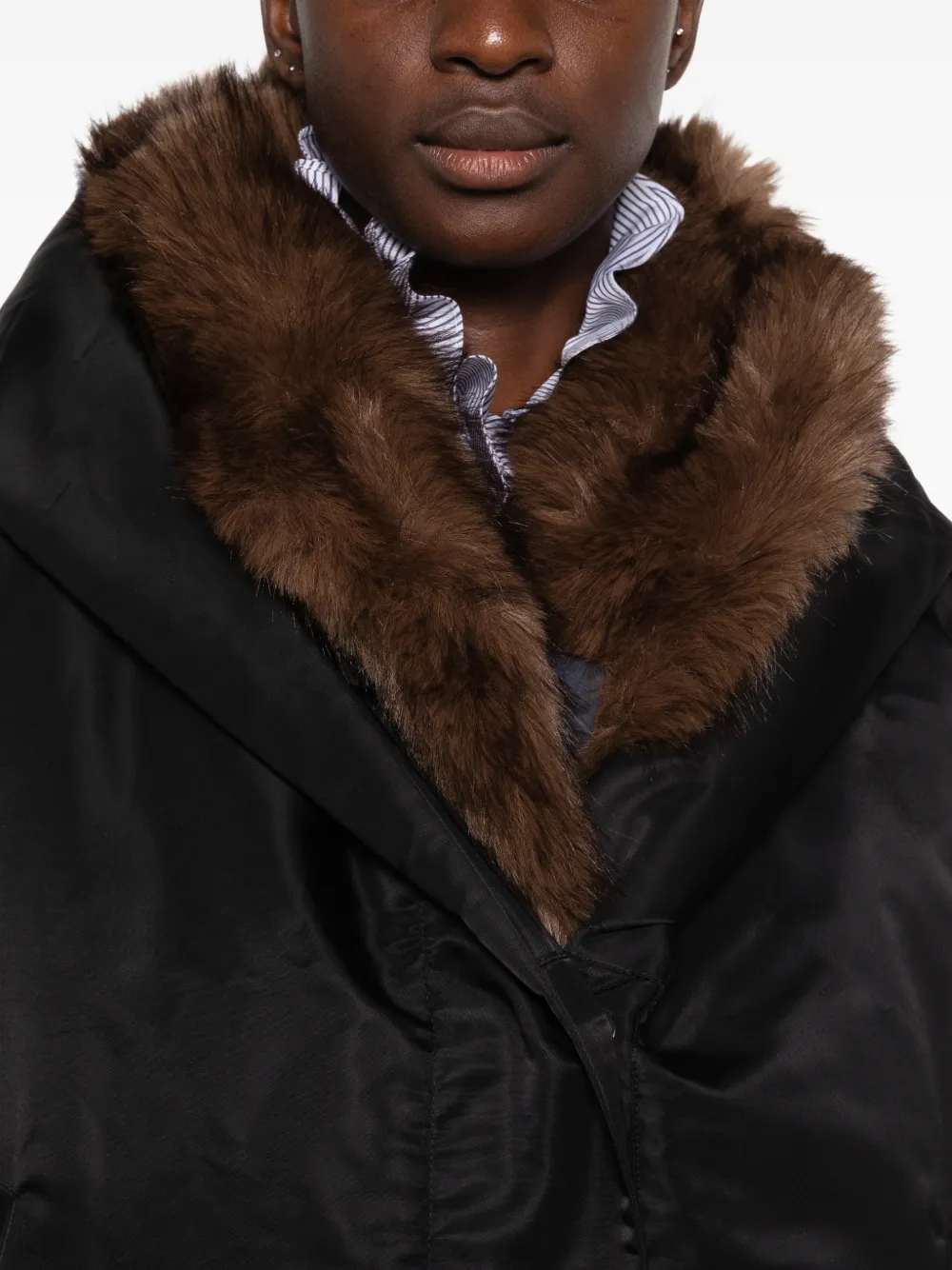 Juun.J Jack met imitatiebont Zwart